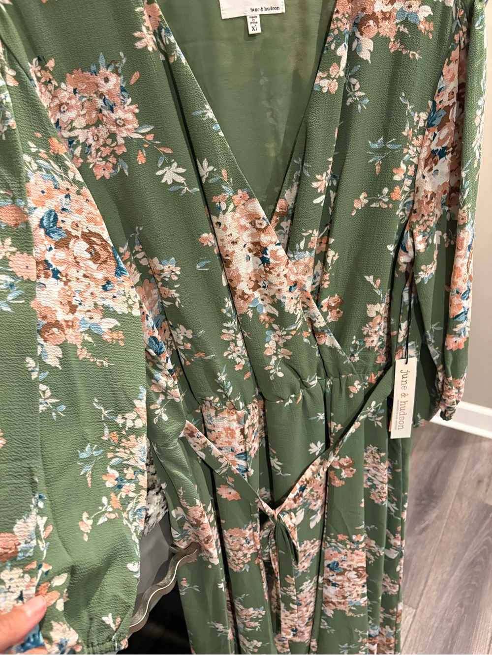june & hudson Olive Green Floral Wrap Dress - Picture 4 of 8